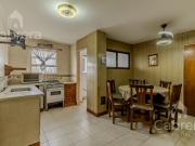 Alquiler de departamento de 3 dormitorios con cochera