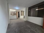 ALQUILER DE DEPARTAMENTO DE 3 HAB EN TERCER PISO A POCAS...