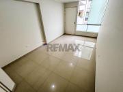 ALQUILER DE DEPARTAMENTO EN SANTA BEATRIZ CON COCHERA...