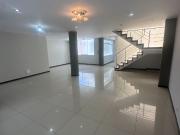 ALQUILER DE DUPLEX 229MT ZONA ESTRATEGICA EN EL CENTRO...