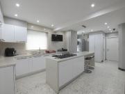 Alquiler de espectacular apartamento en Campo Alegre...