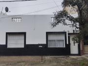 Alquiler de espectacular Casa 3 ambientes en Lanús Lanús...