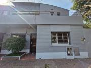 Alquiler de espectacular Casa 3 ambientes en Quilmes Bernal