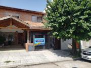 Alquiler de espectacular Casa 3 ambientes en Vicente...