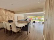 ¡Alquiler de espectacular departamento frente a parque y...