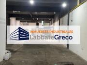 Alquiler de espectacular Galpón De 200 a 300 mts. en...