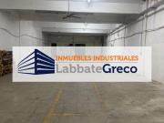 Alquiler de espectacular Galpón De 200 a 300 mts. en...