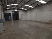 Alquiler de espectacular Galpón De 200 a 300 mts. en La...