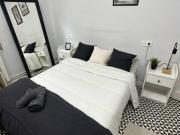 Alquiler de habitación en calle de Alberto Aguilera, 17