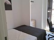 Alquiler de habitación en calle de Tetuán, 3