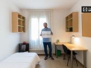 Alquiler de habitaciones en apartamento de 1 dormitorio...