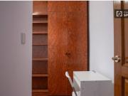 Alquiler de habitaciones en apartamento de 5 dormitorios...