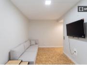 Alquiler de habitaciones en apartamento de 5 dormitorios...