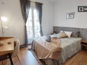 Habitación en piso compartido de 5 habitaciones en...