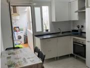 Alquiler de habitaciones en apartamento de 5 dormitorios...