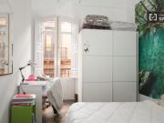 Alquiler de habitaciones en apartamento de 6 dormitorios...
