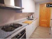 Alquiler de habitaciones en piso de 3 dormitorios para...