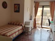 Alquiler de habitaciones en piso de 4 dormitorios en Almería