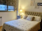 Alquiler de habitaciones en piso de 4 dormitorios en El...