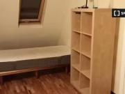 Alquiler de habitaciones en piso de 4 dormitorios en Las...