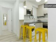 Alquiler de habitaciones en piso de 4 habitaciones en...