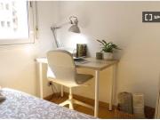 Alquiler de habitaciones en piso de 4 habitaciones en...