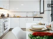 Alquiler de habitaciones en piso de 5 habitaciones en El...