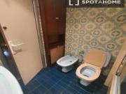 Alquiler de habitaciones en piso de 6 habitaciones en La...