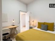 Alquiler de habitaciones en piso de 6 habitaciones en...
