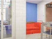 Alquiler de habitaciones en piso de 6 habitaciones en...