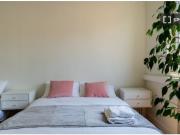 Alquiler de habitaciones en piso de 7 habitaciones en...