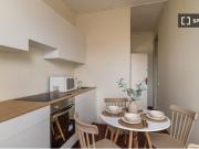 Alquiler de habitaciones en piso de 8 habitaciones en Gràcia