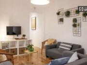Alquiler de habitaciones en piso de 8 habitaciones en...