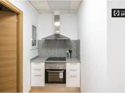 Alquiler de habitaciones en piso de 8 habitaciones en...