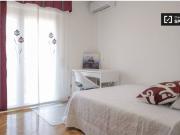 Alquiler de habitaciones en piso de 9 habitaciones en...