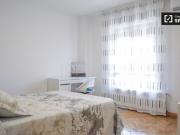 Alquiler de habitaciones en piso de 9 habitaciones en...