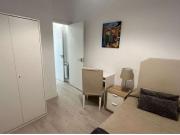 Alquiler de habitaciones para estudiantes en piso de 3...