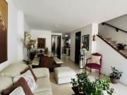 ALQUILER DE HERMOSA CASA SIN VECINOS AL FRENTE PUEBLITO...