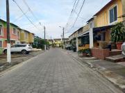 ALQUILER DE LINDA CASA TOTALMENTE AMOBLADA EN LOMA VISTA