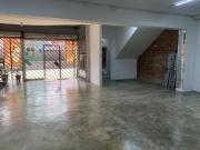 Alquiler de local 160 m2 en primer piso frente a SENATI