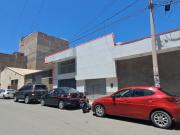 Alquiler De Local A Media Cuadra De Av. Luis Gonzales....