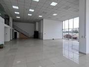 ALQUILER DE LOCAL COMERCIAL 316 m2 CON ALTA EXPOSICIÓN –...