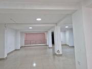 Alquiler de Local Comercial – Av. Daniel Alcides...