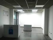 Alquiler de Local Comercial _ C.C. Macaracuay Plaza 4A...