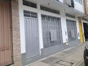 Alquiler De Local Comercial de 184 m2 En Santa Anita