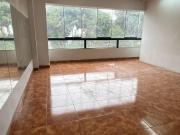 Alquiler de local comercial en 3er piso Zona céntrica de...