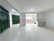 Alquiler De Local Comercial En Esquina – En Palao Smp