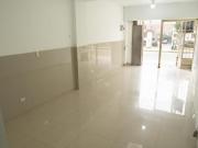 ¡Alquiler de Local Comercial En Primer Piso en SJL!...