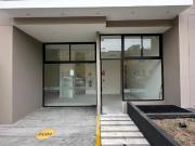 Alquiler de local comercial primer piso de edificio