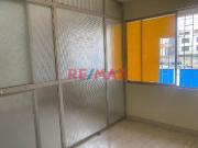 ALQUILER DE LOCAL DE 46 M2 2DO PISO BIEN UBICADO EN SAN...
